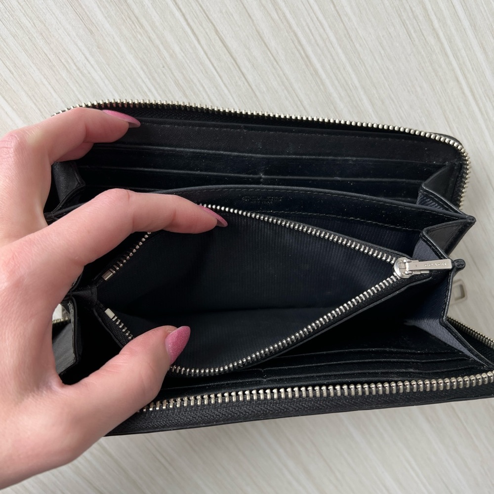 🔥Coach Wallet - Picture 8 of 14